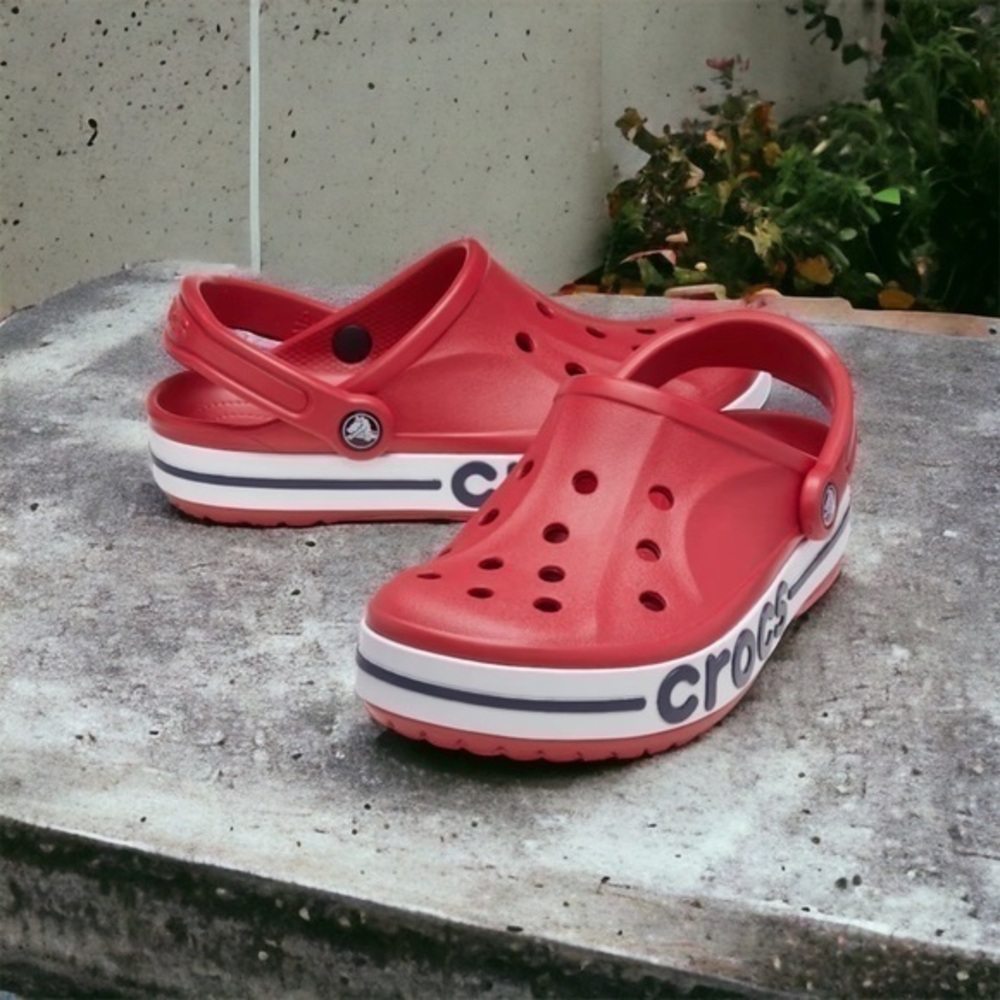 ❇️NWT❇️ Crocs Bayaband Clog